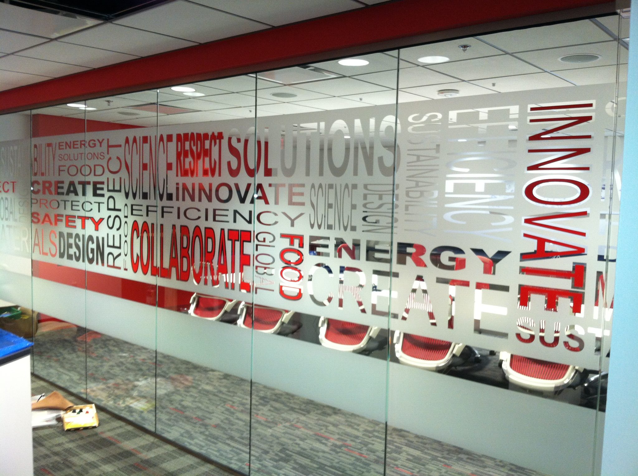 7 Reasons to Consider Commercial Decorative Glass Film for Your Detroit Area Space